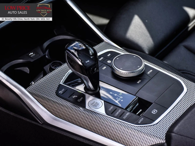 BMW 330 M-pkg* xdrive* Подгрев* Пано* Keyless* , снимка 9 - Автомобили и джипове - 52317576