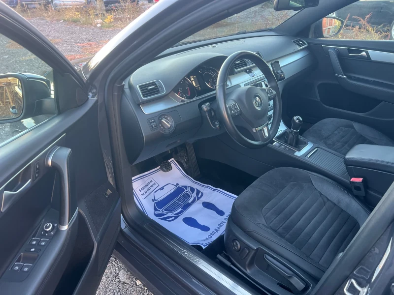 VW Passat 2.0TDI/Rline/Дистроник/Панорама, снимка 10 - Автомобили и джипове - 52172851