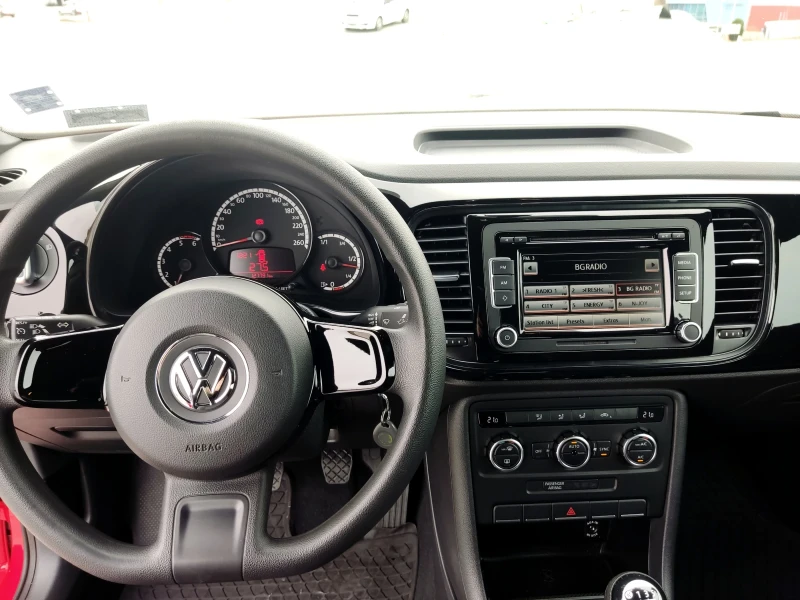 VW Beetle, снимка 7 - Автомобили и джипове - 52748321