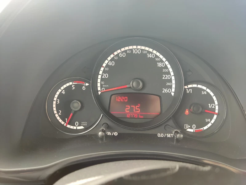 VW Beetle, снимка 9 - Автомобили и джипове - 52748321