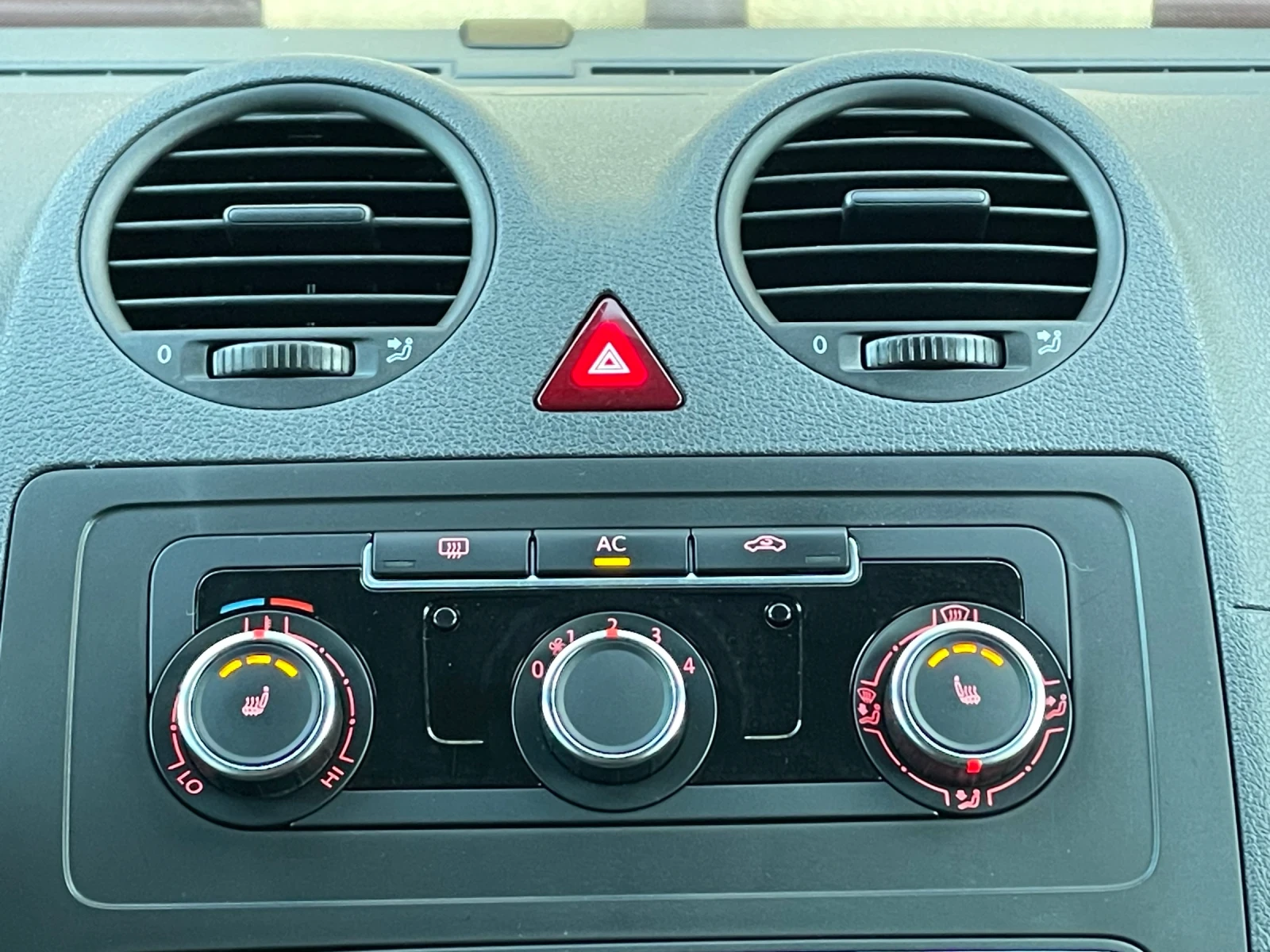 VW Caddy 2.0TDI-DSG-140ps -149. | Mobile.bg   14