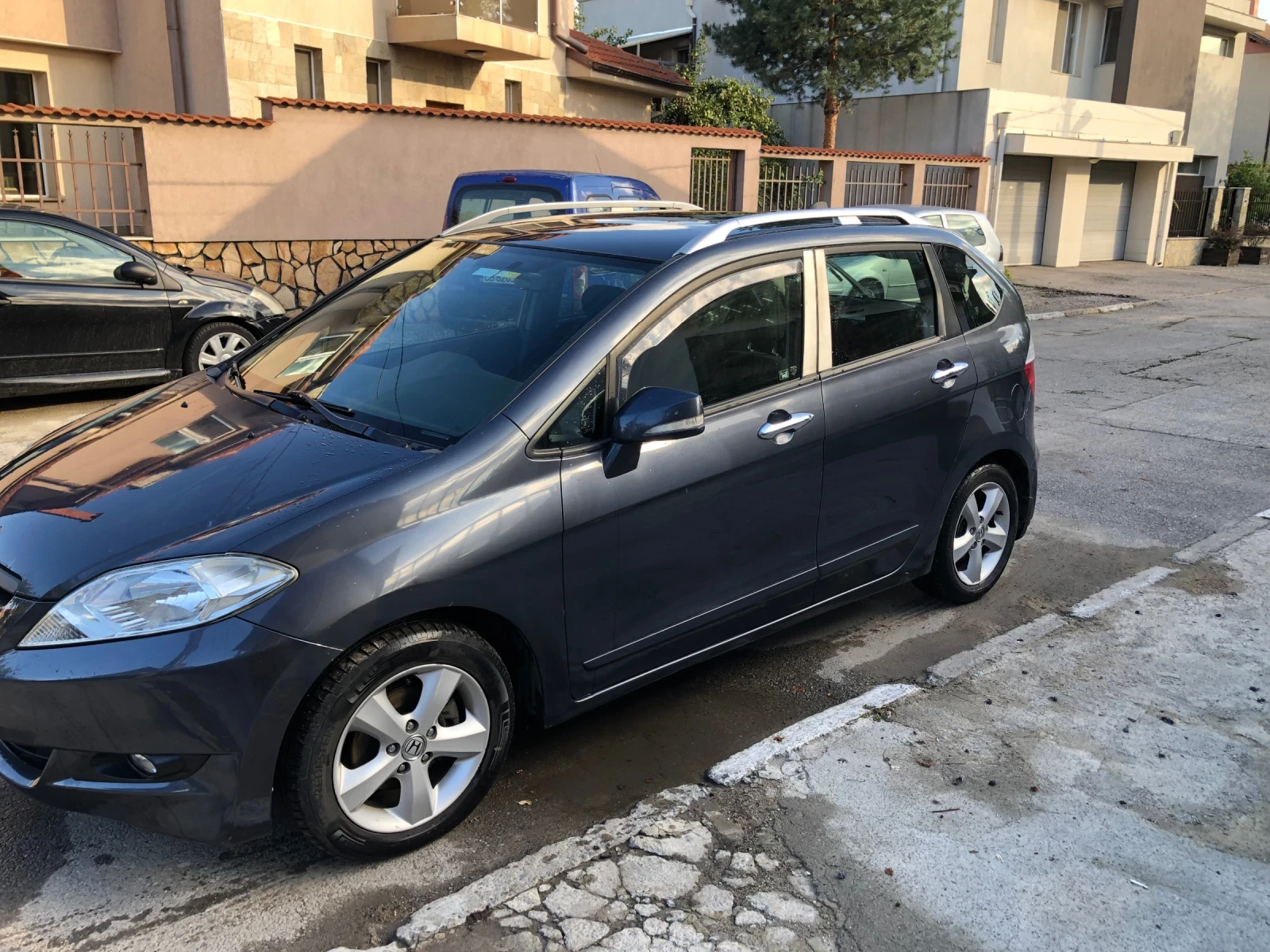 Honda Fr-v  - изображение 4