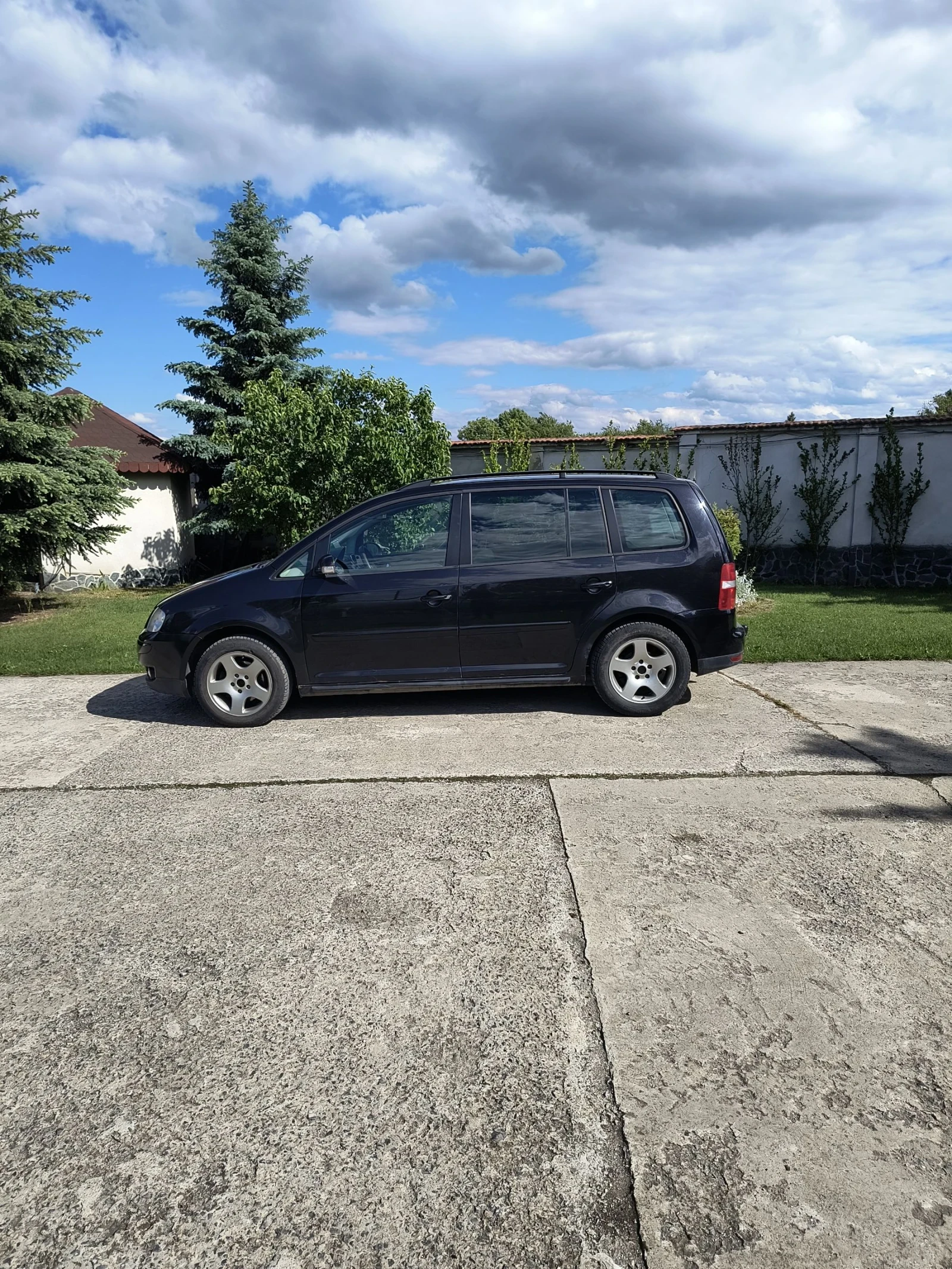 VW Touran  - изображение 3