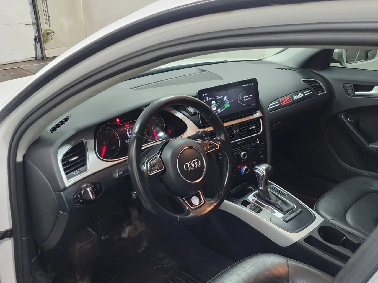 Audi A4 * CARFAX * АВТО КРЕДИТ * ЦЕНА ДО БГ! - изображение 8