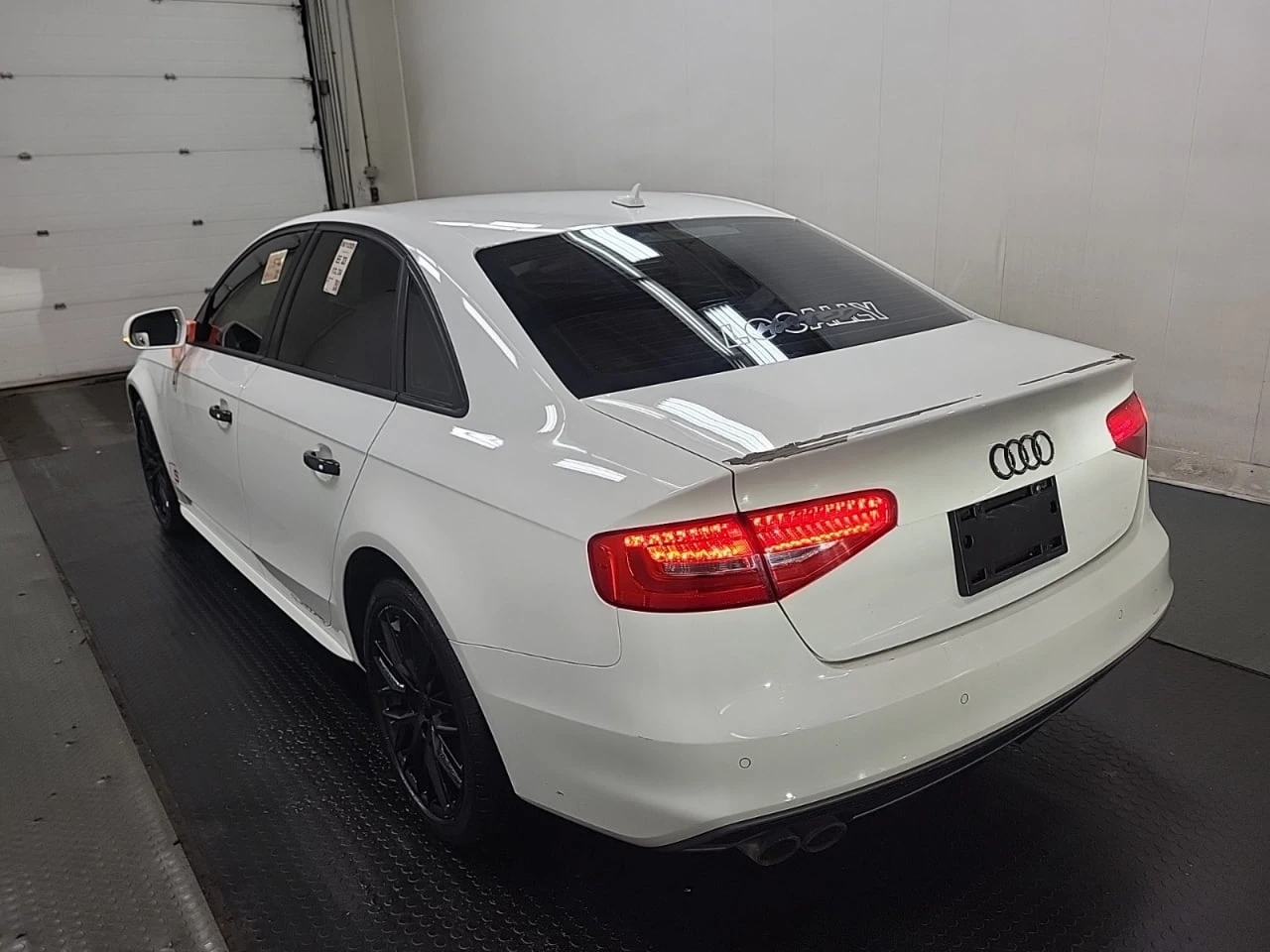 Audi A4 * CARFAX * АВТО КРЕДИТ * ЦЕНА ДО БГ! - изображение 4