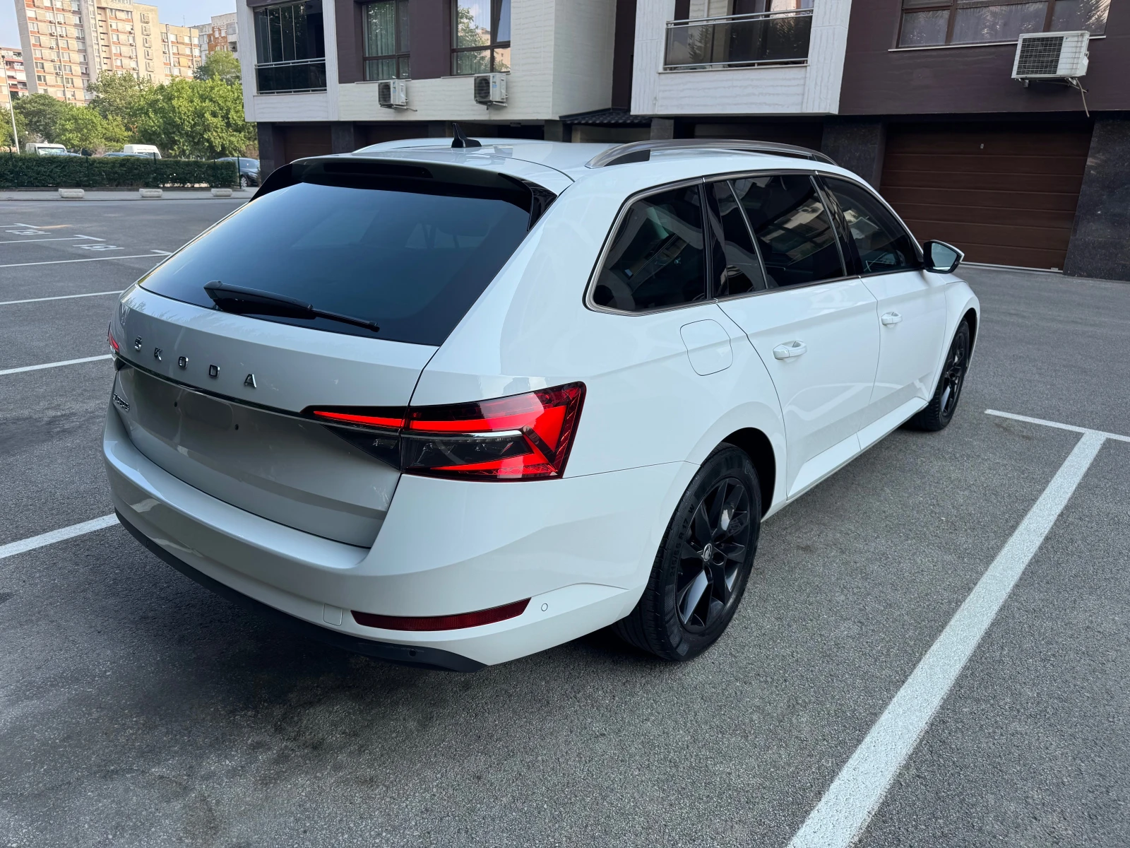 Skoda Superb TDI DSG7 MATRIX - изображение 5