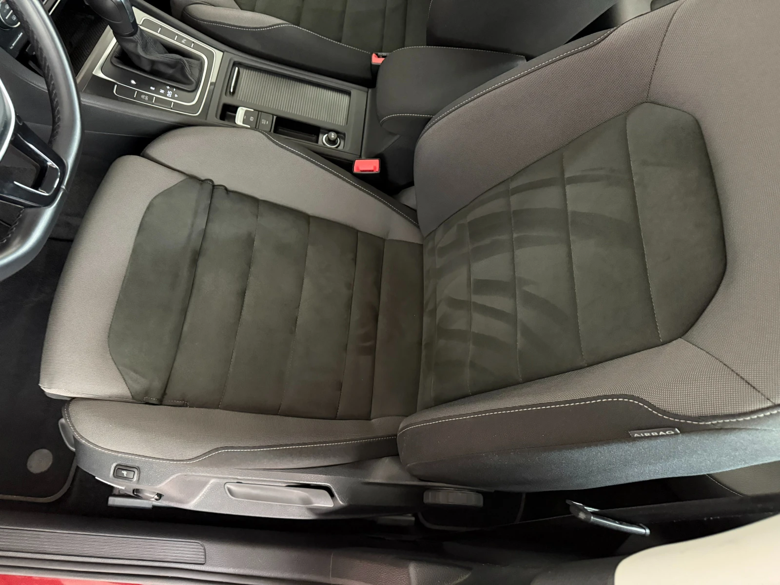 VW Golf 2.0TDI* 150к.с* СЕРВИЗНА КНИЖКА С ПЪЛНА ИСТОРИЯ В  - изображение 8