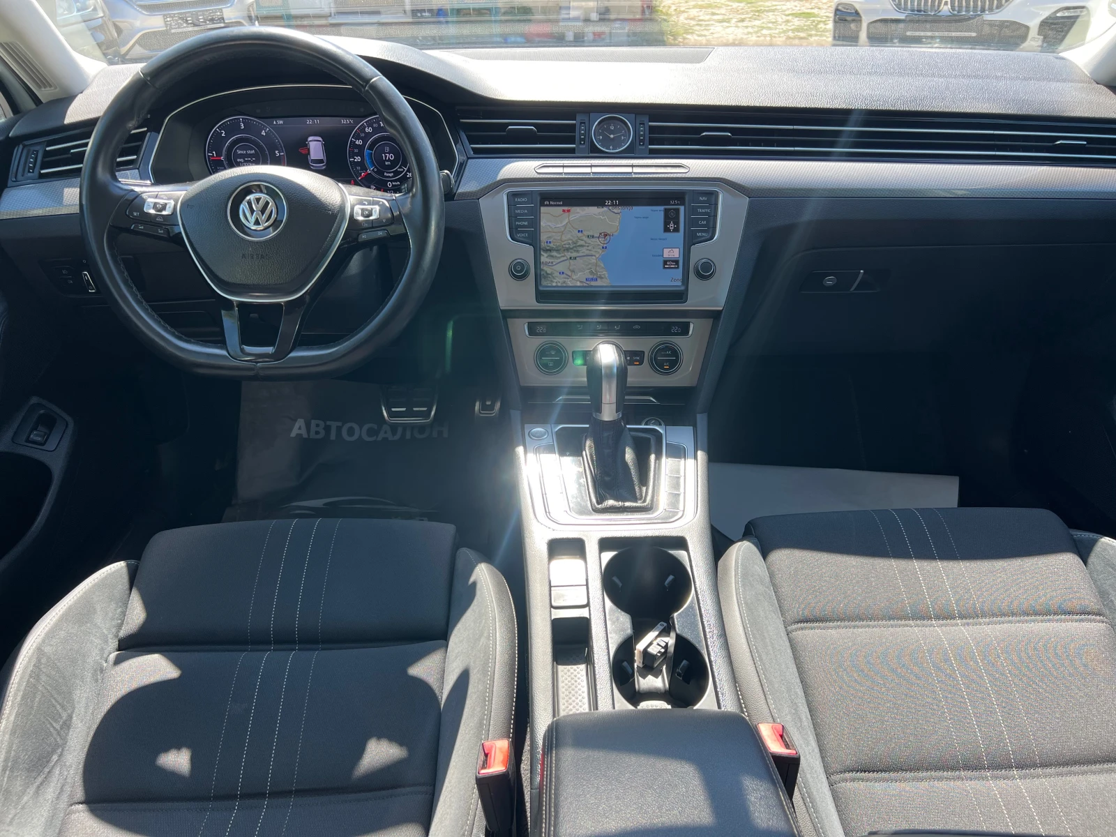 VW Alltrack 2.0TDI-240 DIGITAL COCKPIT 4x4 DISTR - изображение 8
