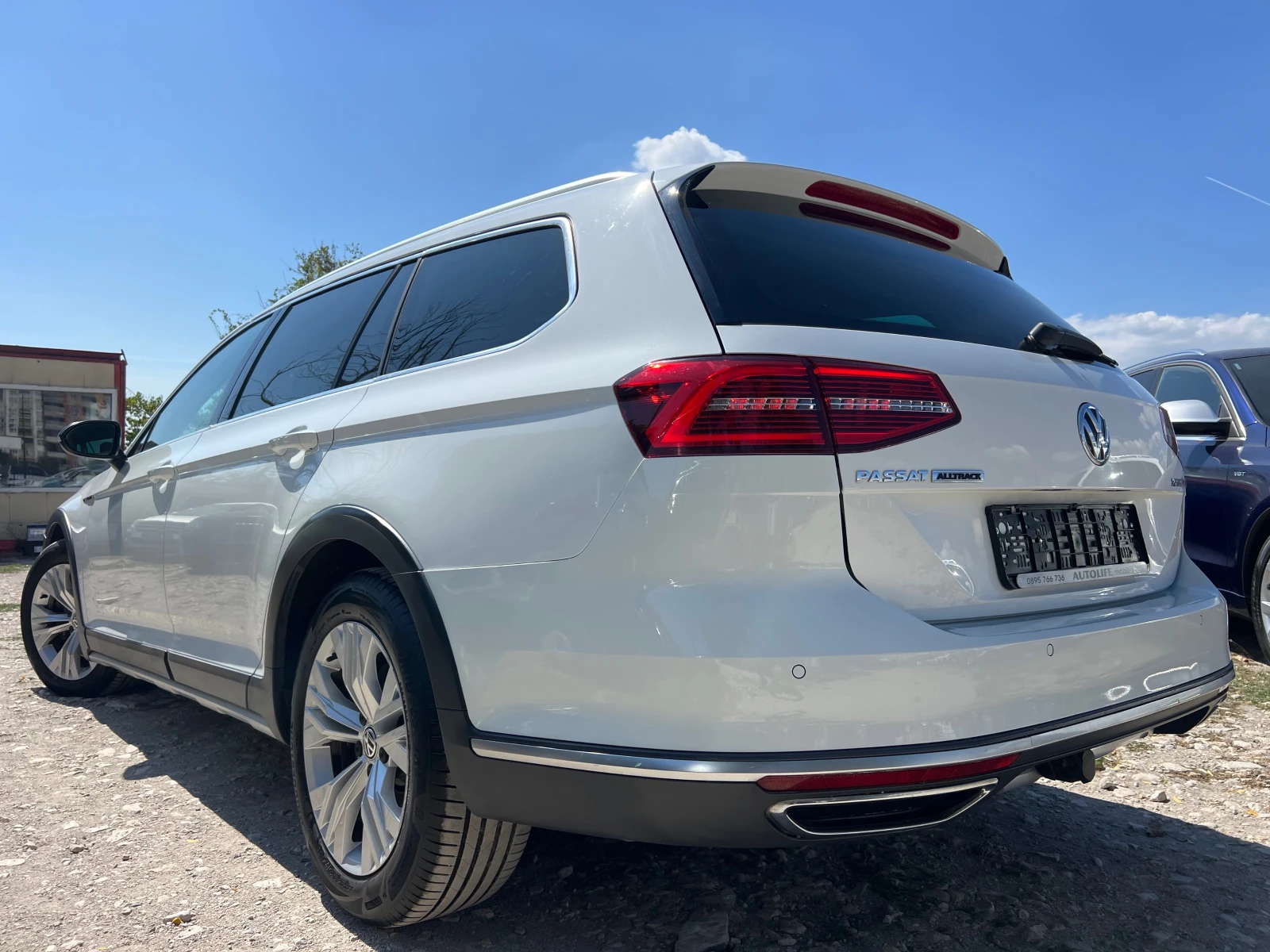 VW Alltrack 2.0TDI-240 DIGITAL COCKPIT 4x4 DISTR - изображение 4