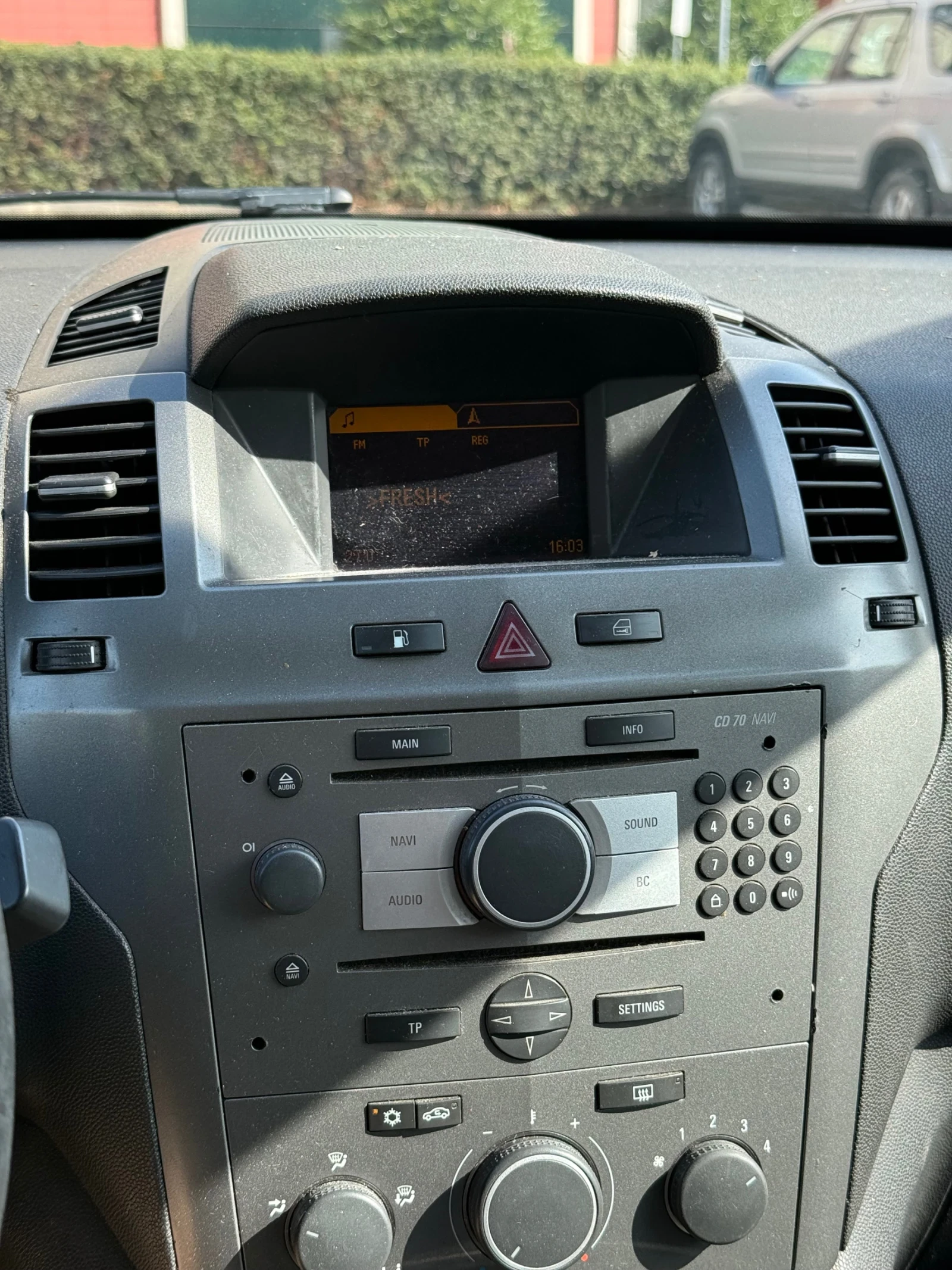 Opel Zafira 1.6 CNG - изображение 9