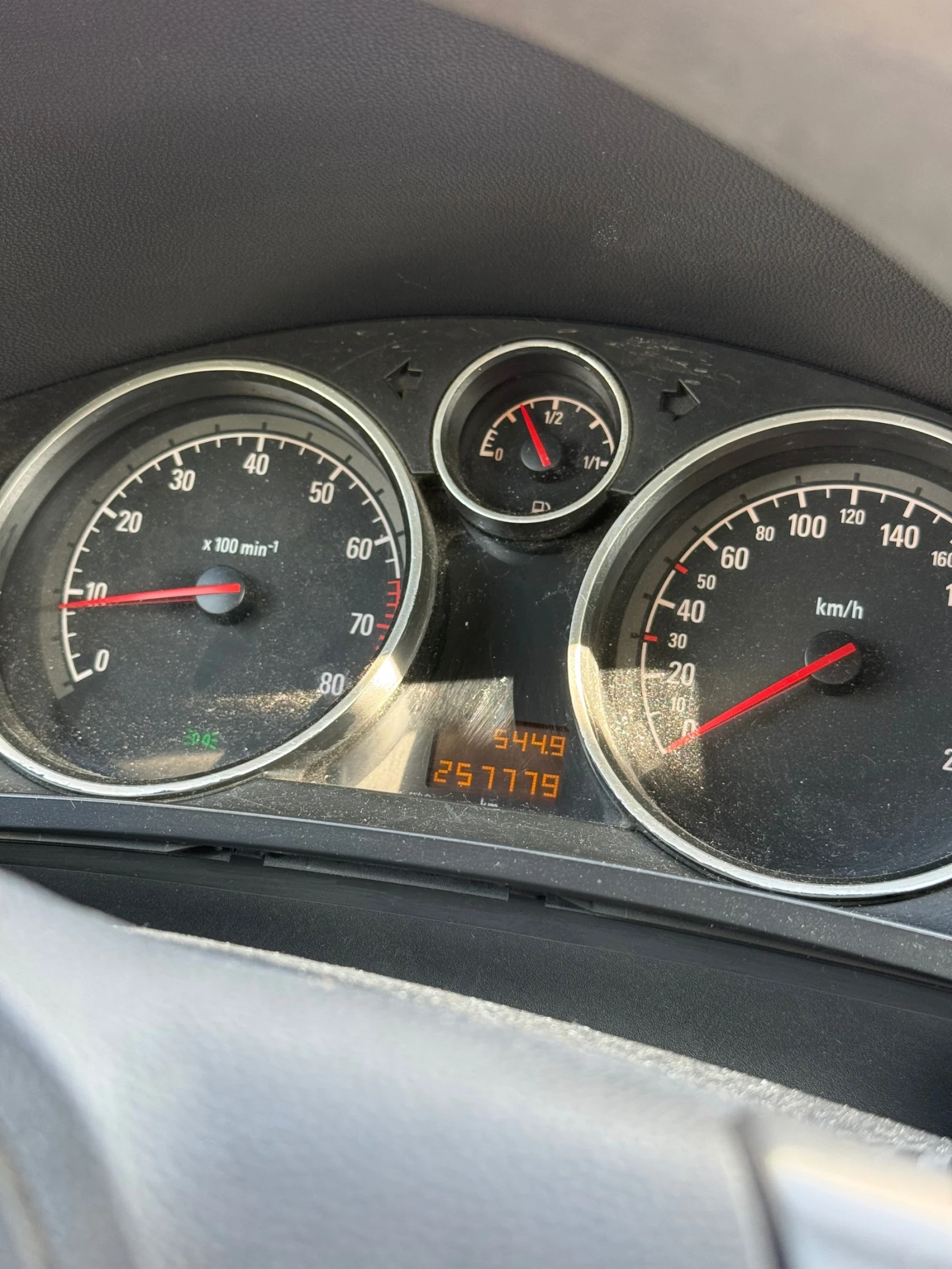 Opel Zafira 1.6 CNG - изображение 8