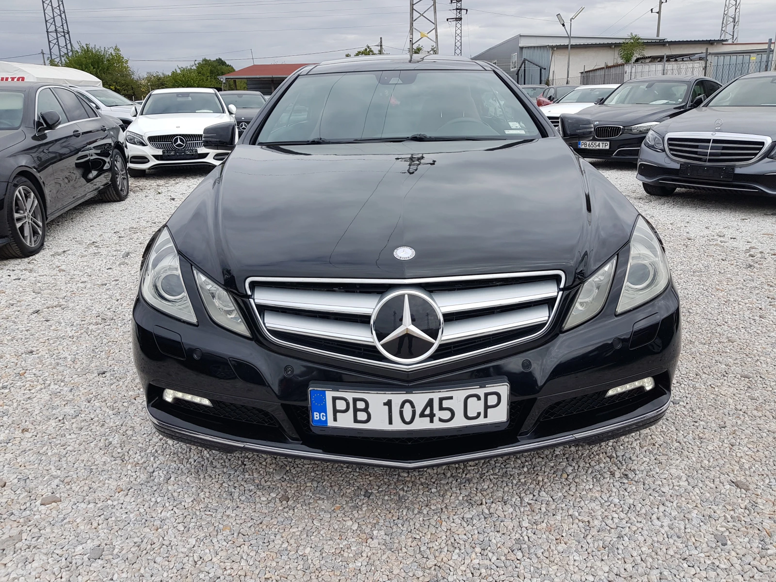 Mercedes-Benz E 350 CDI COUPE KEY LESS DISTRONIC ПАНОРАМА ОБДУХВАНЕ - изображение 2