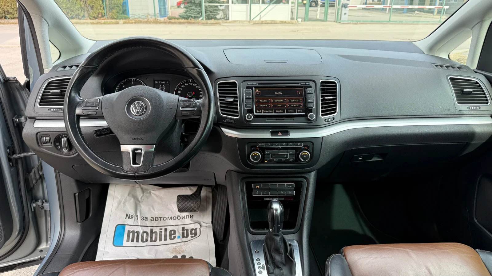 VW Sharan 2.0tdi DSG Highline, снимка 11 - Автомобили и джипове - 53477529