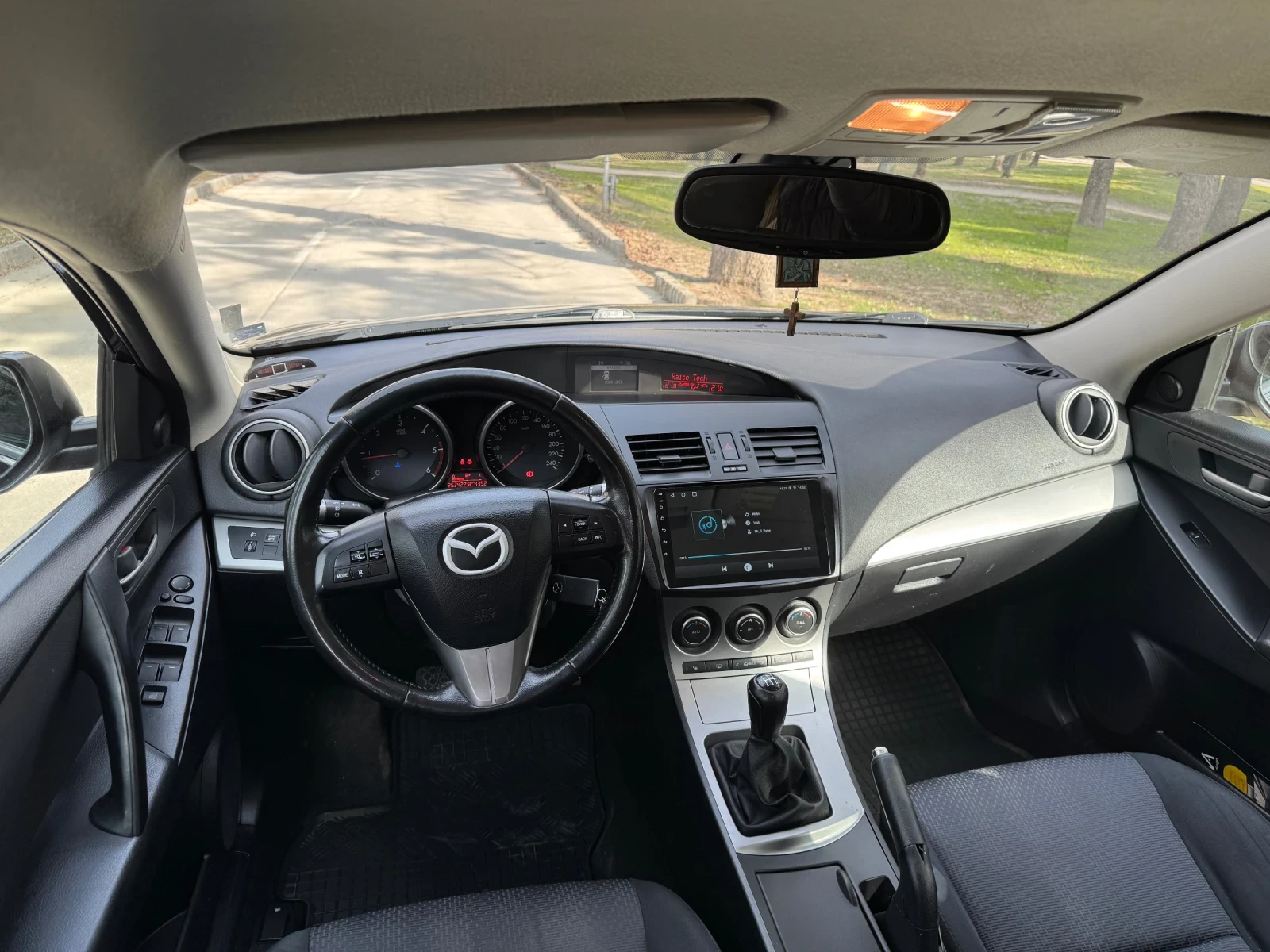 Mazda 3 1.6 CD, снимка 7 - Автомобили и джипове - 53903897