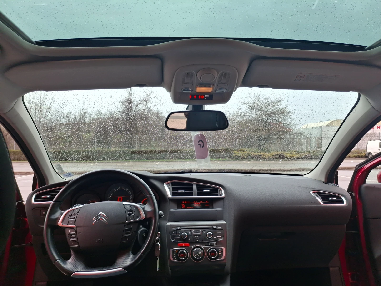 Citroen C4 1.6 e-HDI, снимка 11 - Автомобили и джипове - 53932506