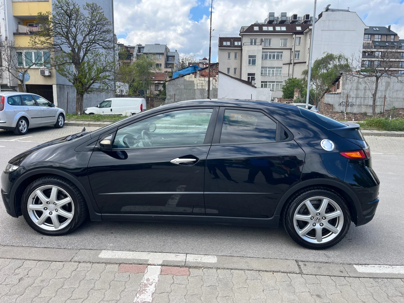 Honda Civic 2.2 дизел ТОП СЪСТОЯНИЕ!, снимка 5 - Автомобили и джипове - 54393348