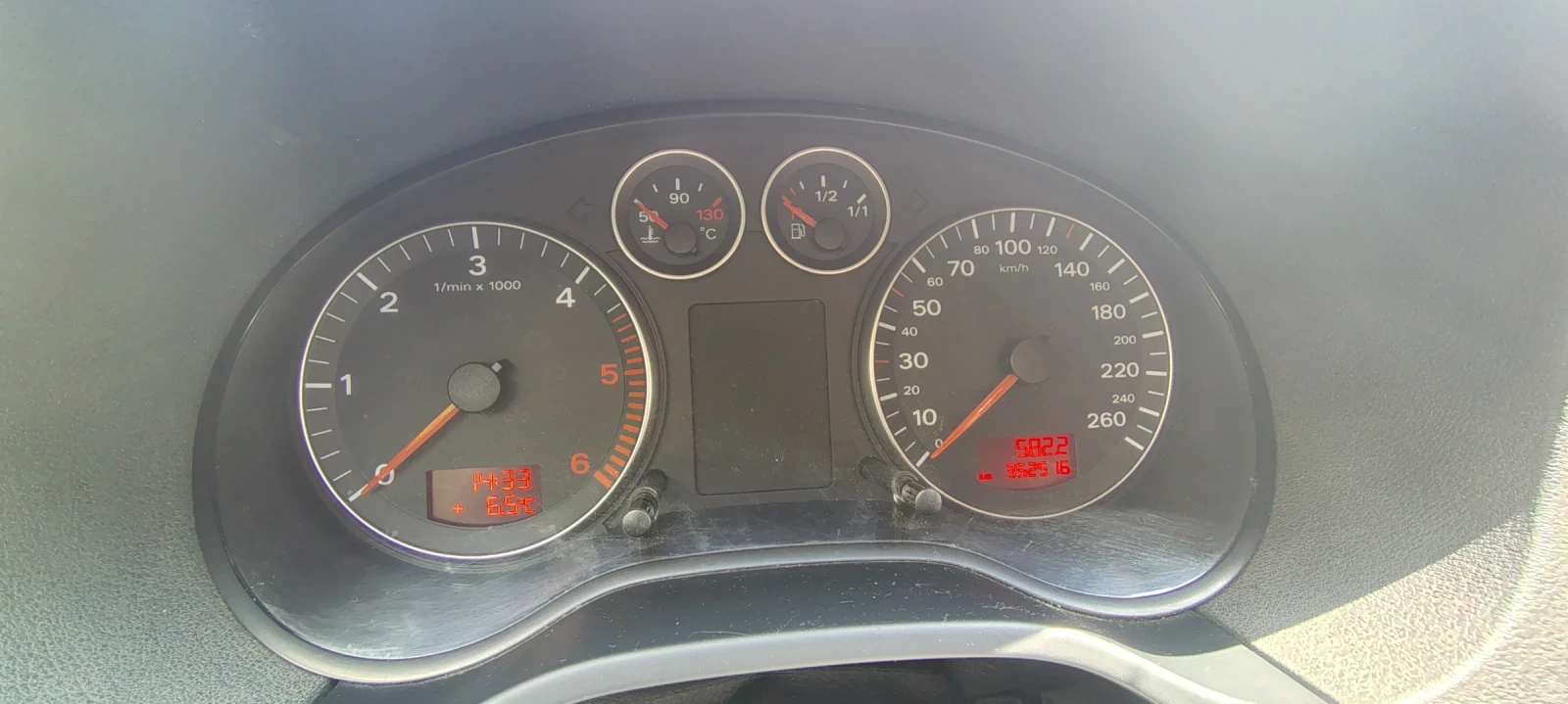 Audi A3 8P 1.9TDI, снимка 9 - Автомобили и джипове - 54406521