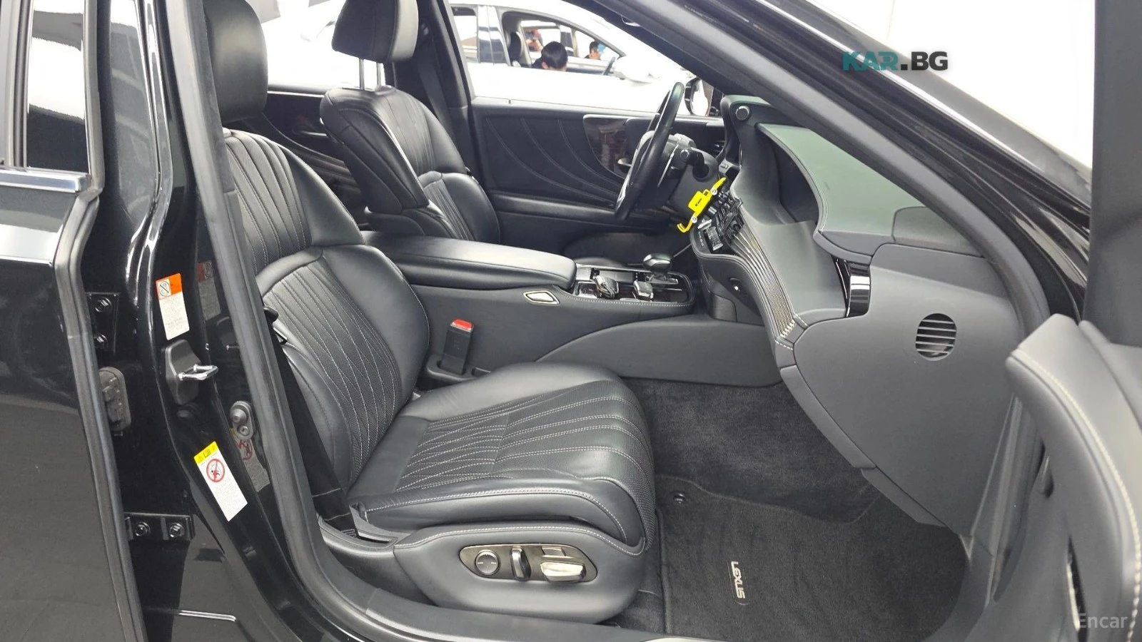 Lexus LS 500 * 3.5* HYBRID* LUXURY* ПОДГРЕВ* ОБДУХВАНЕ* ПАНОРАМ, снимка 11 - Автомобили и джипове - 54928714