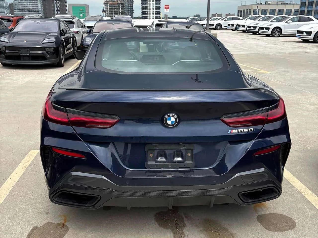 BMW 850 | DISTRONIC | 360 | HUD | КАРБОНОВ ТАВАН | , снимка 4 - Автомобили и джипове - 55235570