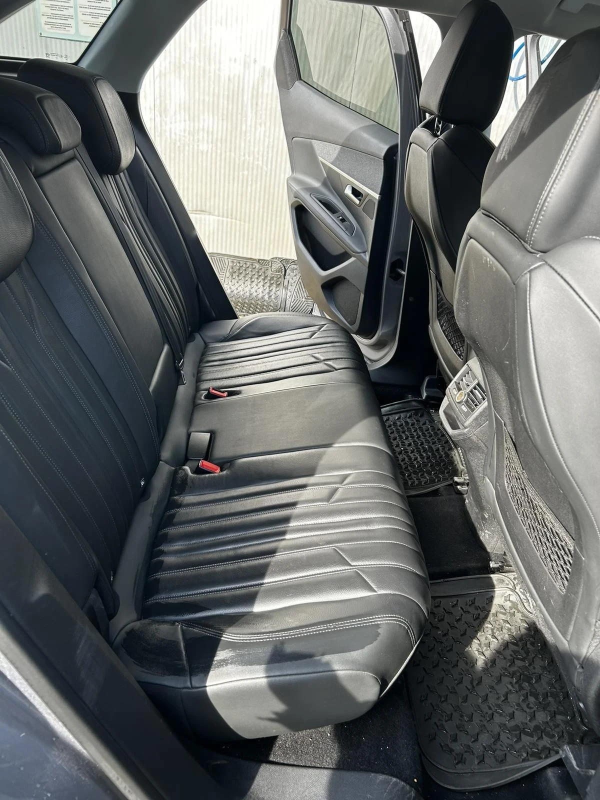 Peugeot 3008, снимка 7 - Автомобили и джипове - 55630219