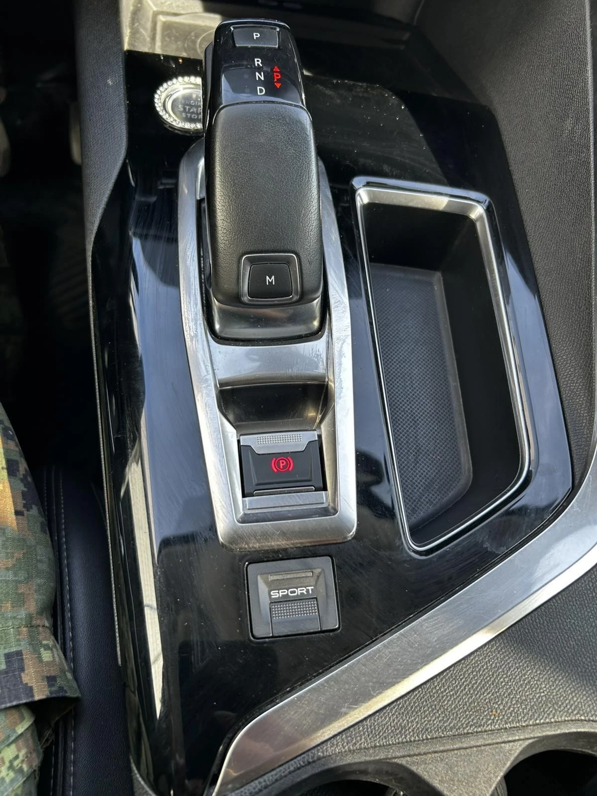 Peugeot 3008, снимка 6 - Автомобили и джипове - 55630219