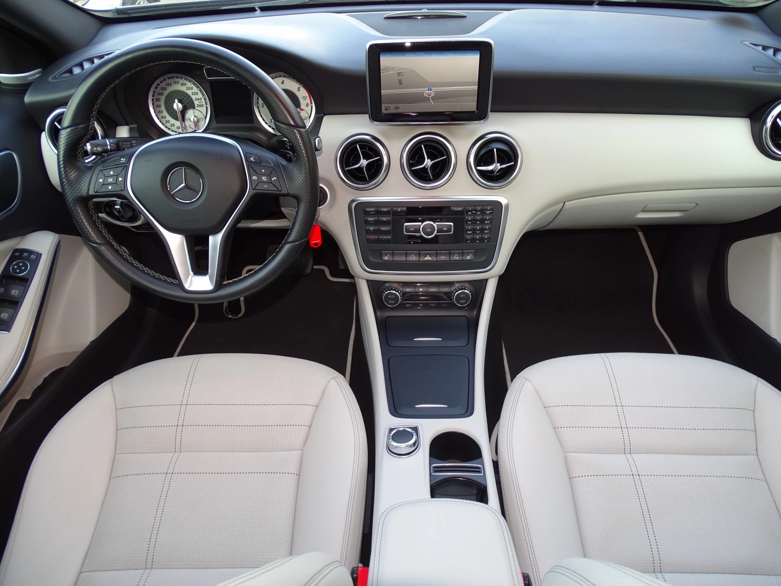 Mercedes-Benz A 220 2.2-CDI-170к.с-AMG LINE_АВТОМАТИК_* , снимка 13 - Автомобили и джипове - 55827741