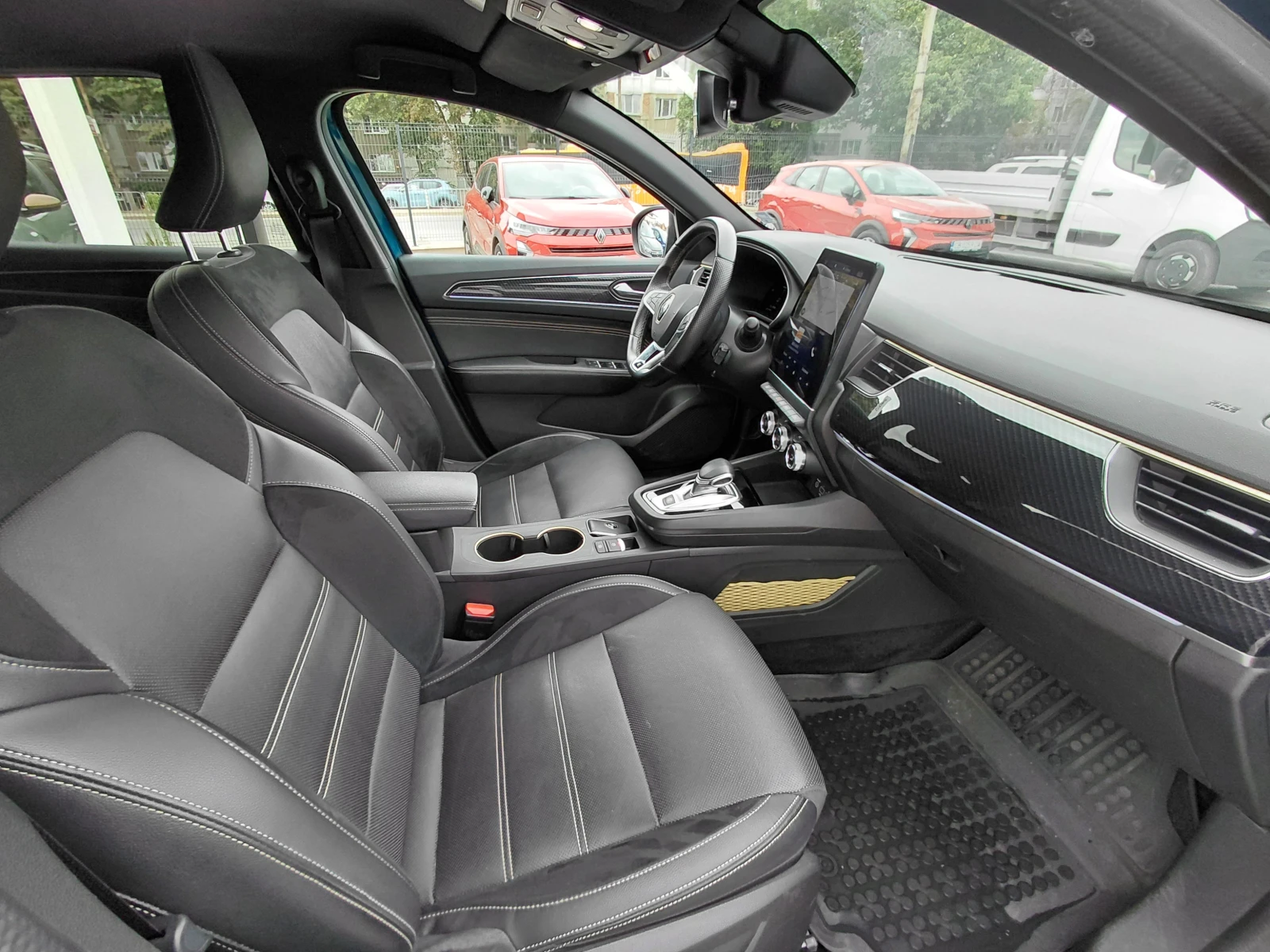 Renault Arkana e-tech engineered E-Tech full hybrid 145, снимка 13 - Автомобили и джипове - 56126599