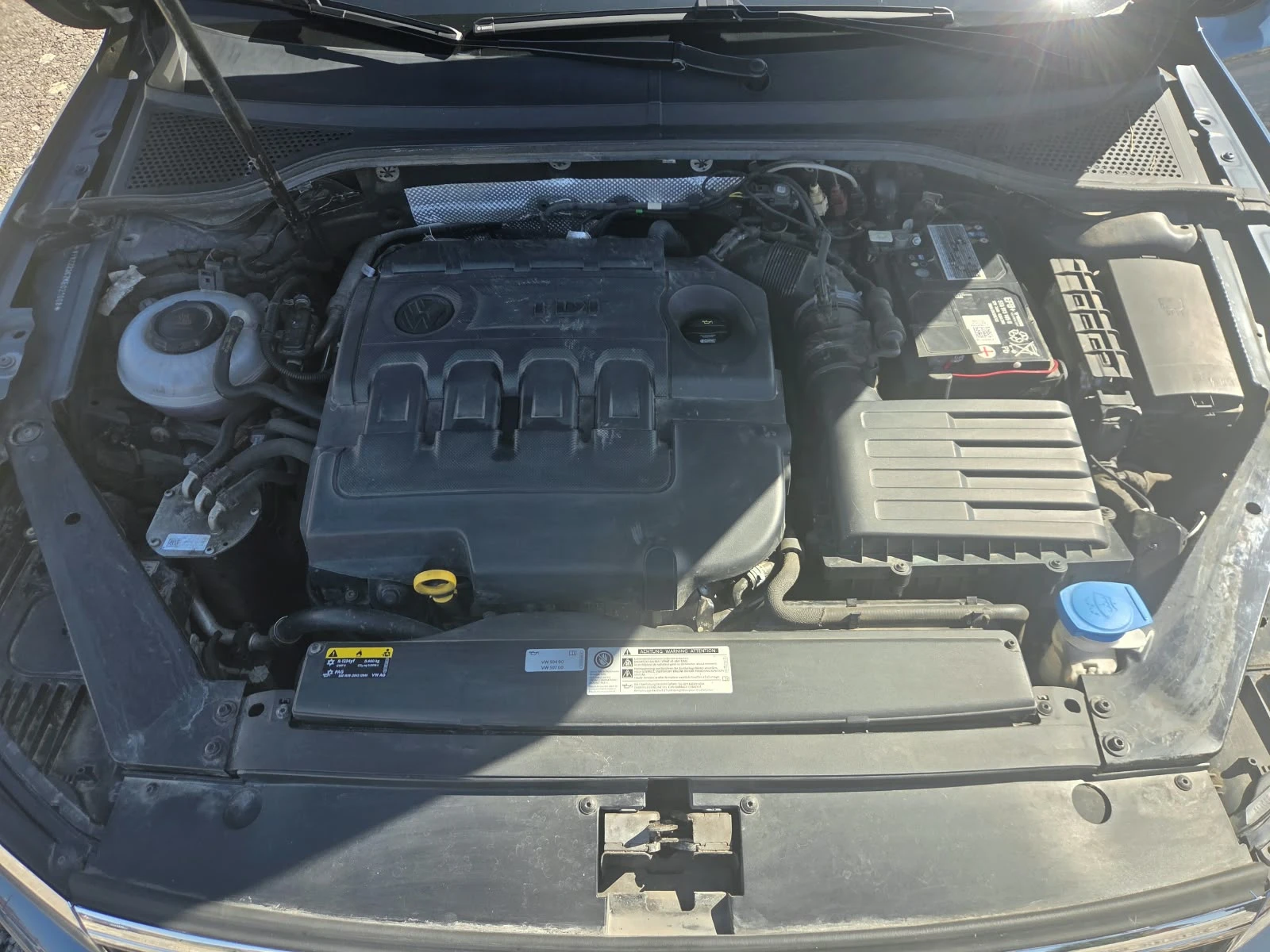 VW Passat 2.0 TDi 150ps, снимка 14 - Автомобили и джипове - 56265114
