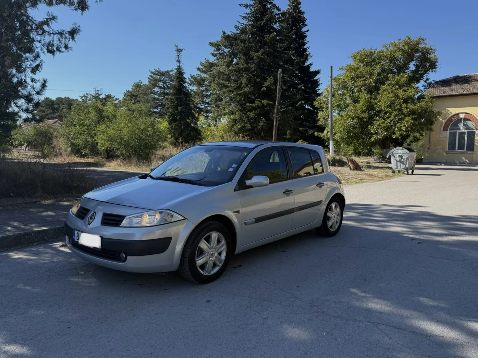 Renault Megane 1.9DTi Facelift, снимка 2 - Автомобили и джипове - 56414822