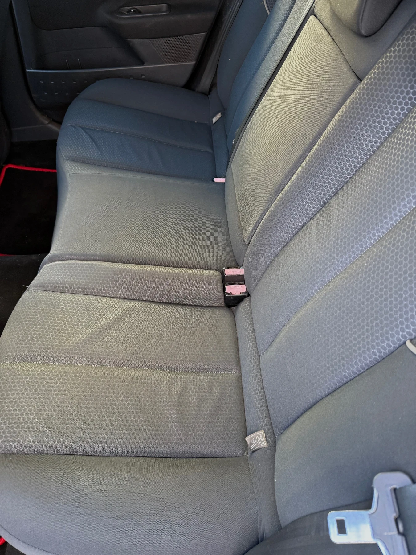 Renault Megane 1.9DTi Facelift, снимка 8 - Автомобили и джипове - 56414822