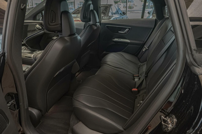 Mercedes-Benz EQE 300/98kWh/MBUX/Амбиент/Подгрев, снимка 8 - Автомобили и джипове - 51423840