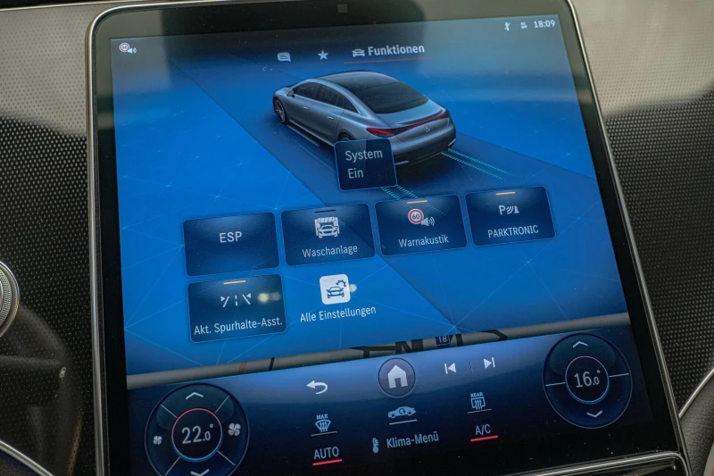 Mercedes-Benz EQE 300/98kWh/MBUX/Амбиент/Подгрев, снимка 10 - Автомобили и джипове - 51423840