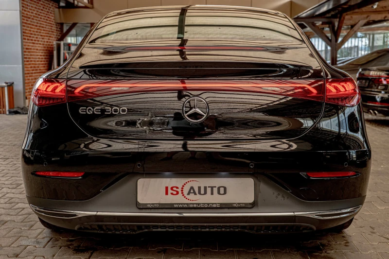 Mercedes-Benz EQE 300/98kWh/MBUX/Амбиент/Подгрев, снимка 3 - Автомобили и джипове - 51423840