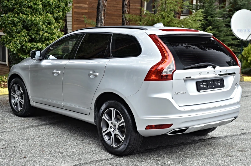 Volvo XC60 AWD AVTOMAT, снимка 6 - Автомобили и джипове - 51991670
