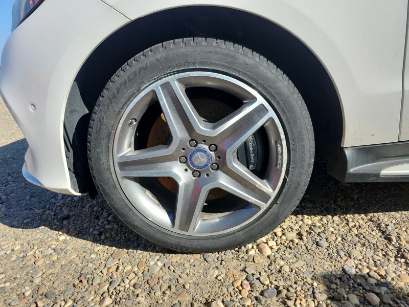 Mercedes-Benz GLE 400 AMG-Line* 4Matic* Harman/Kardon Камера* Подгрев* П, снимка 5 - Автомобили и джипове - 52537833