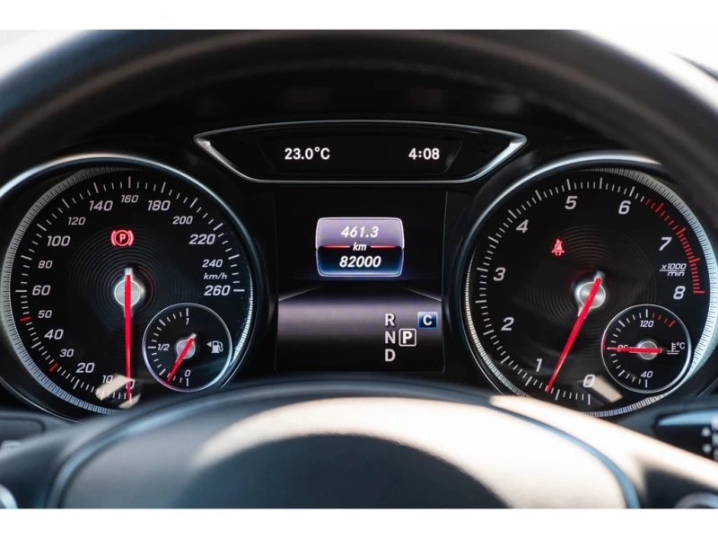 Mercedes-Benz GLA * АВТО КРЕДИТ* ЦЕНА ДО БГ * СЕРВИЗНА ИСТОРИЯ * , снимка 10 - Автомобили и джипове - 52892463