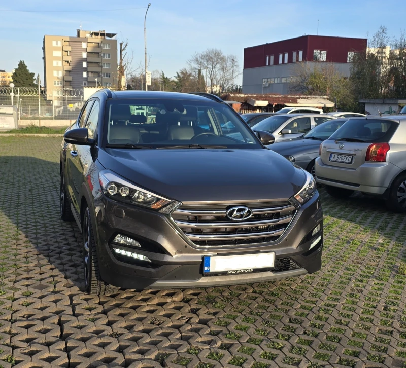 Hyundai Tucson, снимка 2 - Автомобили и джипове - 53308055