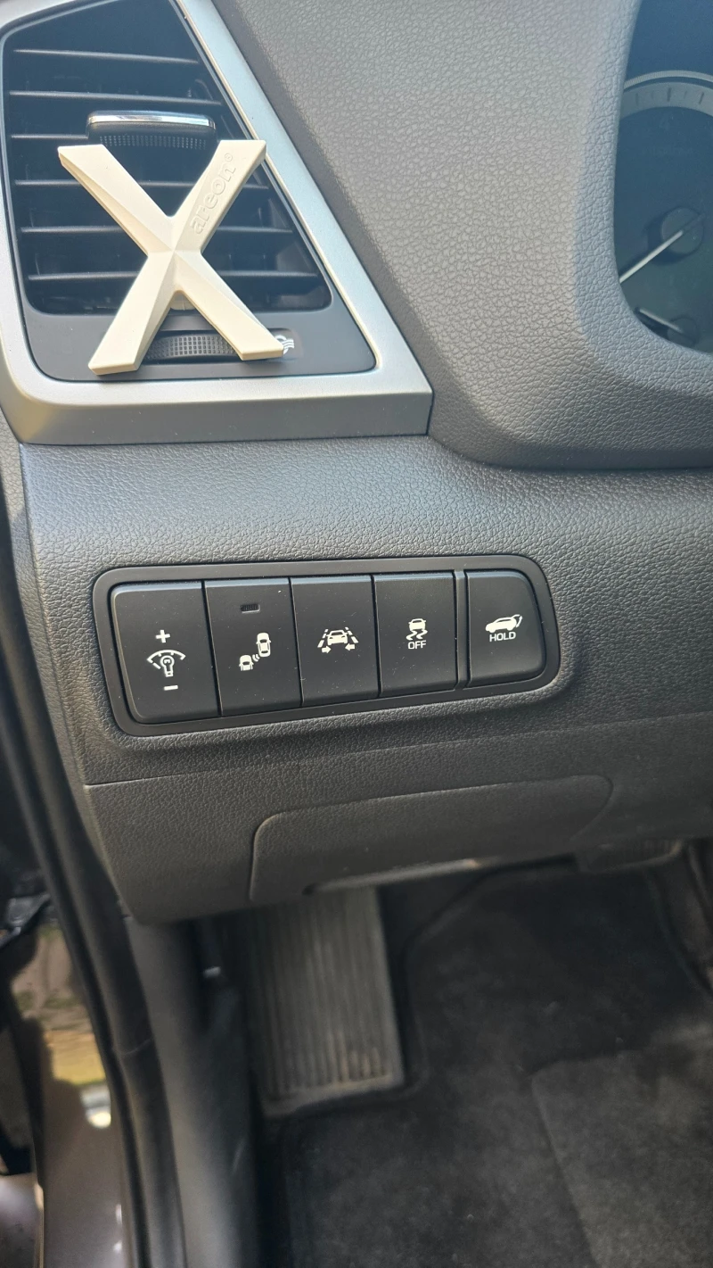 Hyundai Tucson, снимка 9 - Автомобили и джипове - 53308055