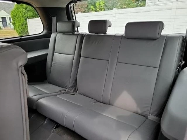 Toyota Sequoia Limited* 5.7* Камера* подгрев* premium sound* 4WD, снимка 12 - Автомобили и джипове - 48402388