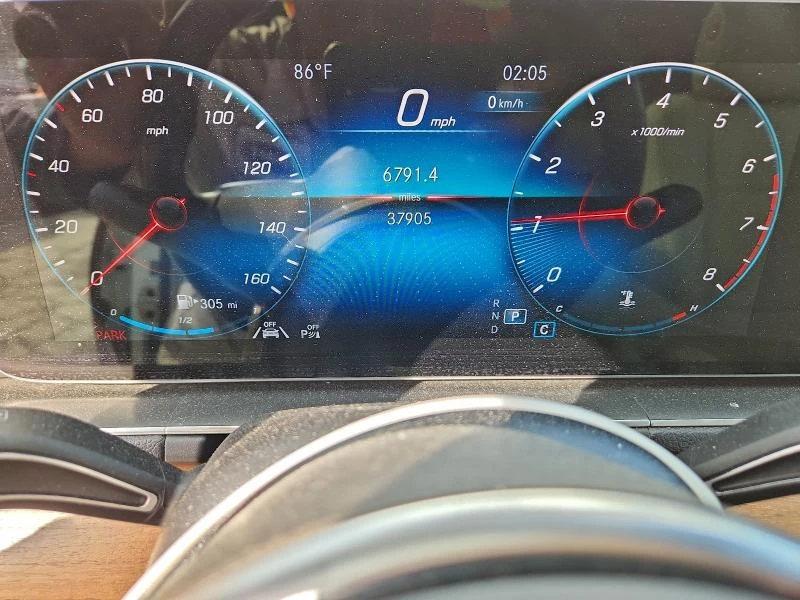 Mercedes-Benz GLE 350 АМГ ПАКЕТ* ДИСТРОНИК* 360* BURMESTER музика* ОБДУХ, снимка 9 - Автомобили и джипове - 53371921