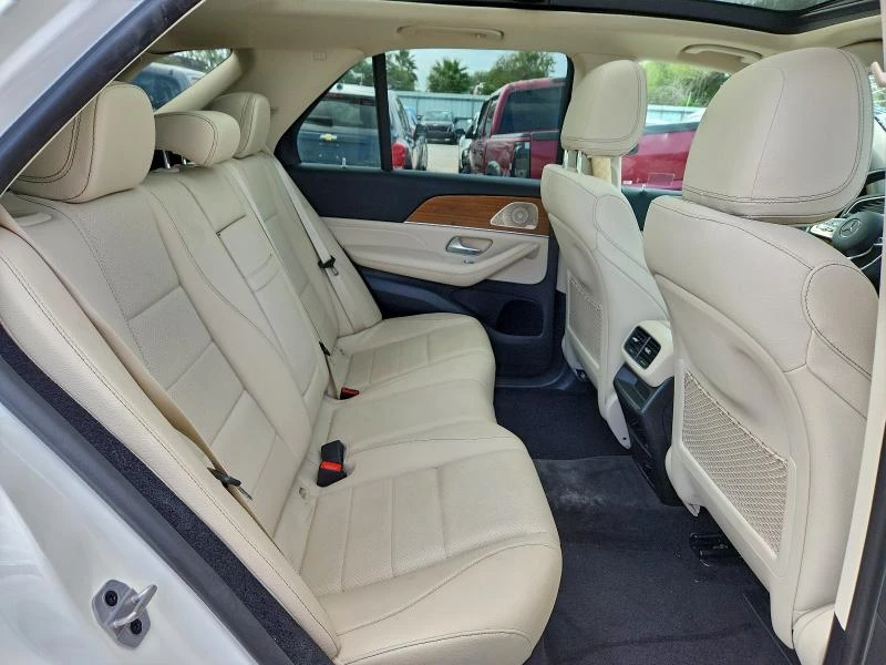 Mercedes-Benz GLE 350 АМГ ПАКЕТ* ДИСТРОНИК* 360* BURMESTER музика* ОБДУХ, снимка 11 - Автомобили и джипове - 53371921