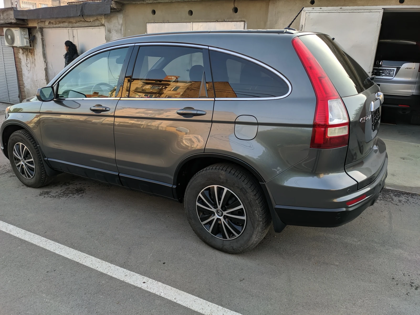 Honda Cr-v 2.4i/КОЖА/NAVI/AWD - изображение 6