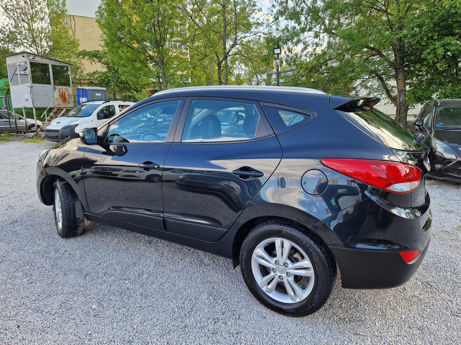 Hyundai IX35 1.7CRDI/6ск. - изображение 8