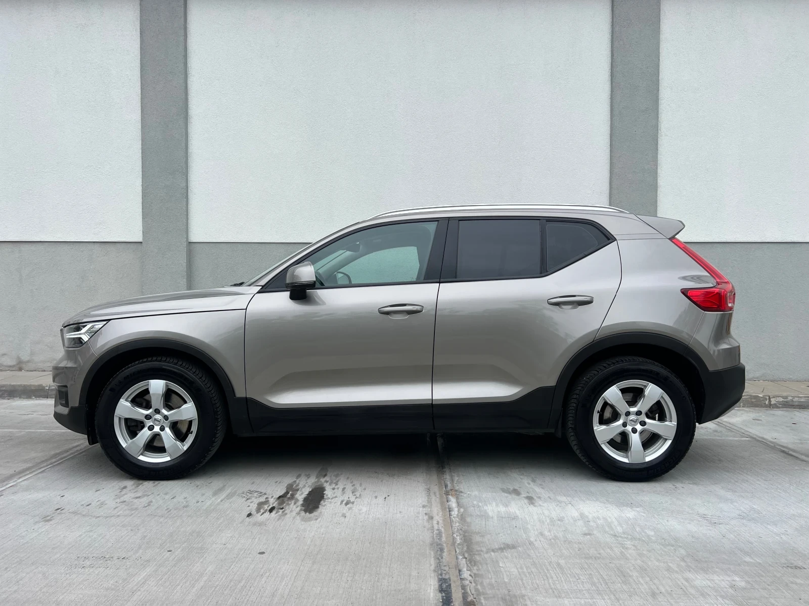 Volvo XC40 82525км..!!! 4x4..!! FULL..!! - изображение 3
