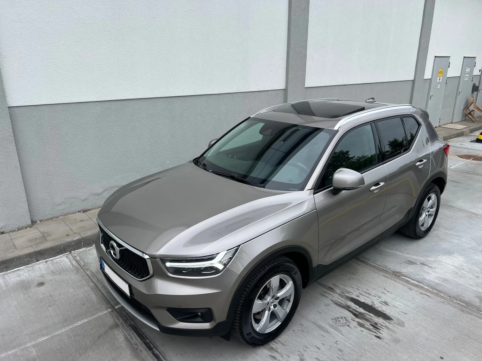 Volvo XC40 82525км..!!! 4x4..!! FULL..!! - изображение 8