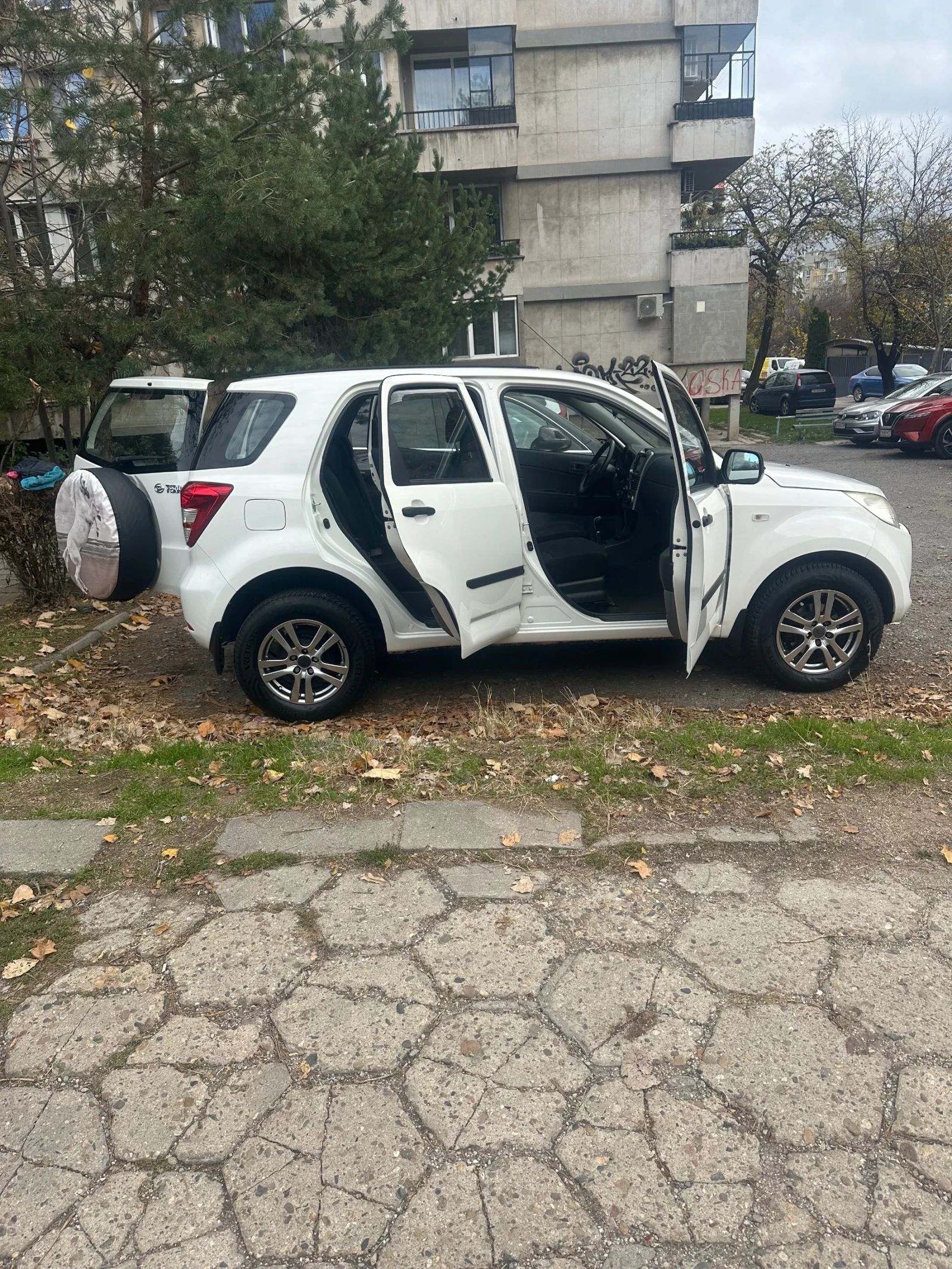 Daihatsu Terios | Mobile.bg   2