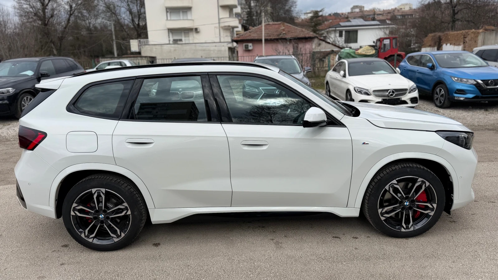 BMW X1 2.3d, М ПАКЕТ, ГАРАНЦИОНЕН,  ШВЕЙЦАРИЯ, снимка 2 - Автомобили и джипове - 53902297