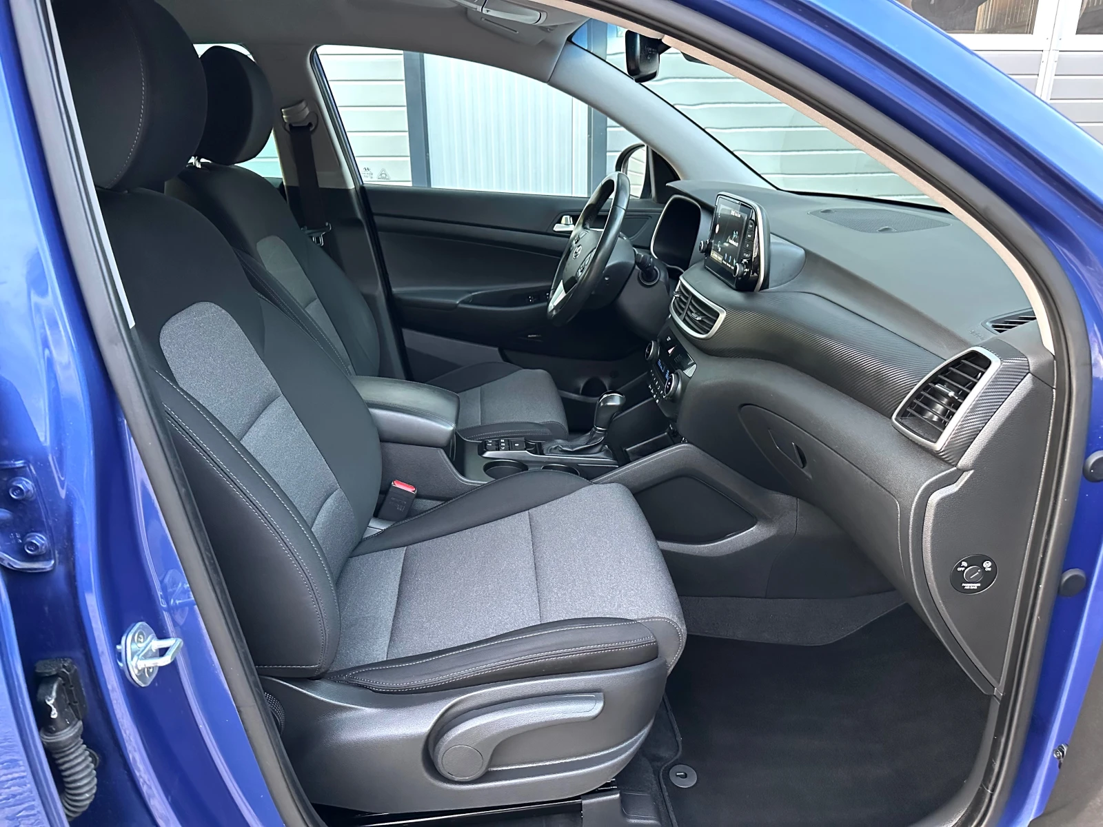 Hyundai Tucson 1.6CRDI 4x4 ФЕЙСЛИФТ CARPlLAY АВТОМАТ ЛЕД, снимка 9 - Автомобили и джипове - 54221692