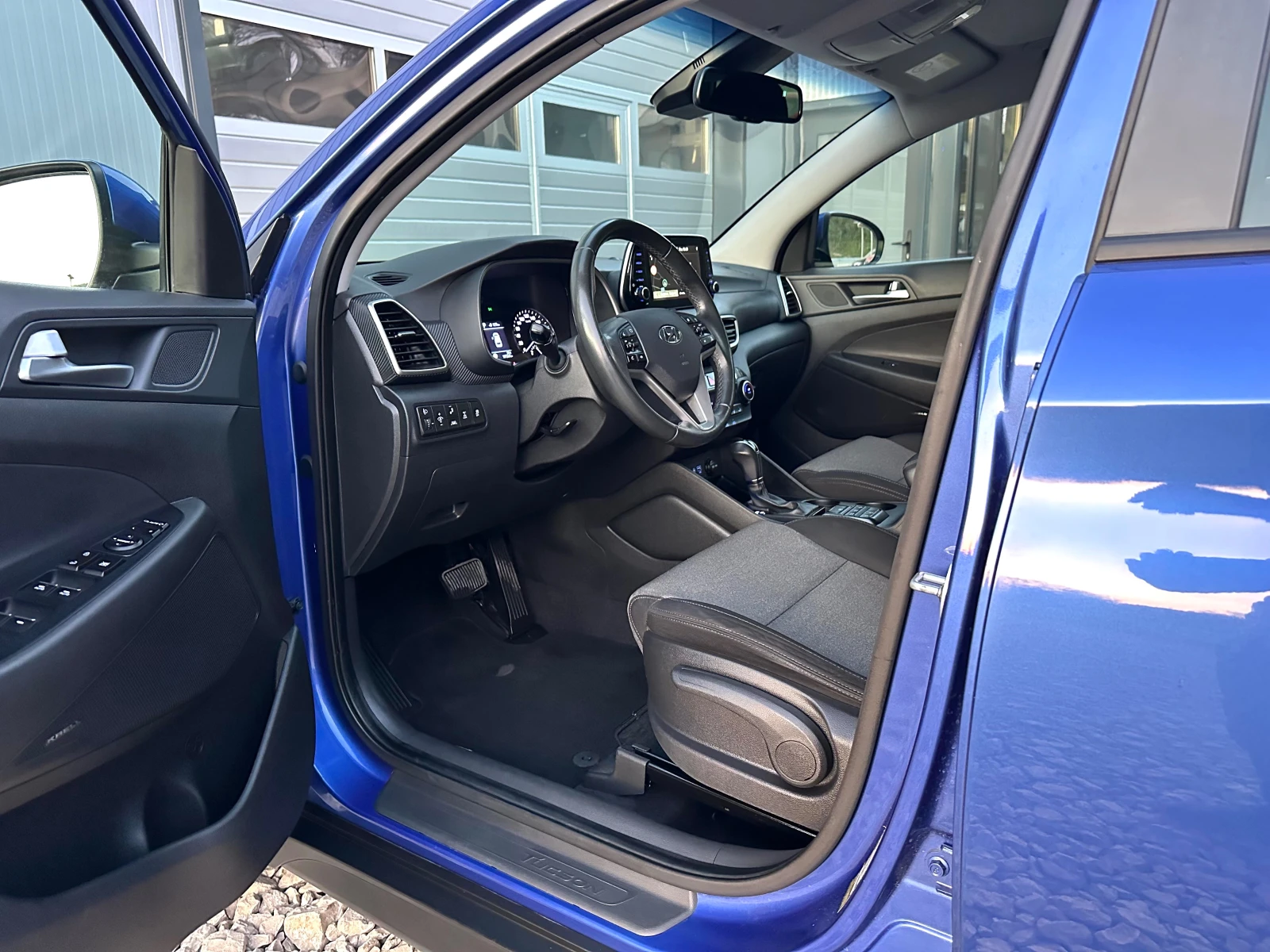 Hyundai Tucson 1.6CRDI 4x4 ФЕЙСЛИФТ CARPlLAY АВТОМАТ ЛЕД, снимка 8 - Автомобили и джипове - 54221692