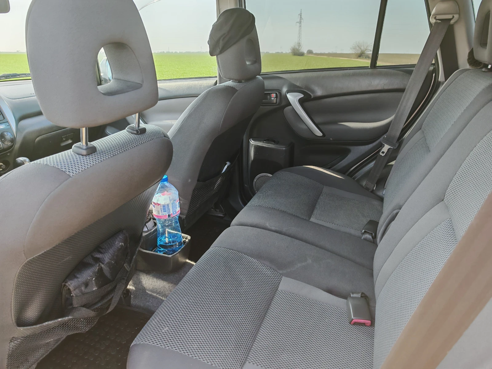 Toyota Rav4, снимка 9 - Автомобили и джипове - 54271801